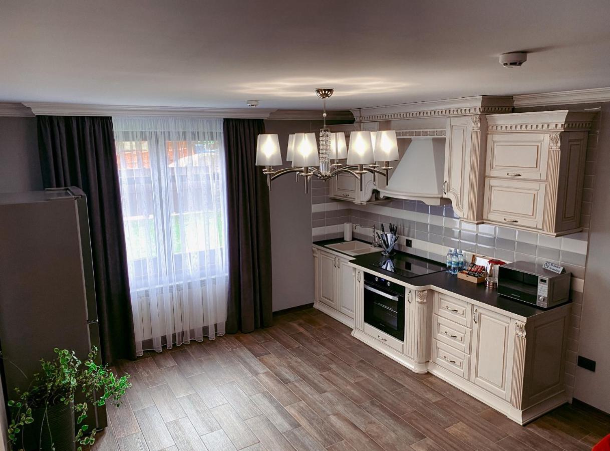 Hostynnyy Dvir Apartament Hotel & Spa Slavske Buitenkant foto